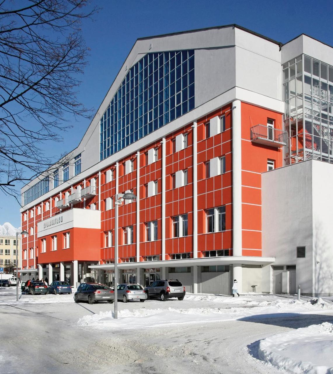 Hotel Spolcentrum Svit Exterior foto